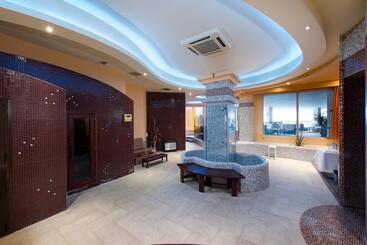 هتل Alexandros Palace