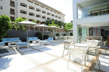 هتل Atrium Ambiance
