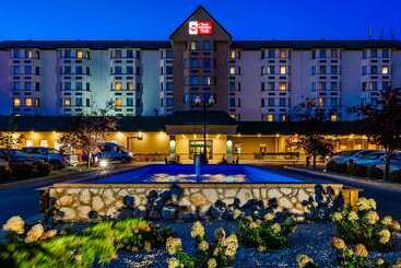 هتل Best Western Plus Winnipeg Airport