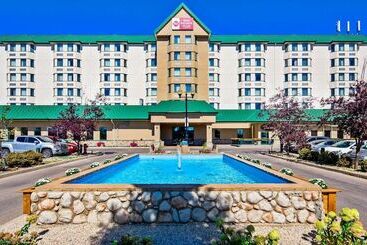 هتل Best Western Plus Winnipeg Airport