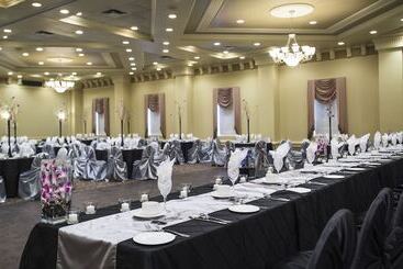 هتل Best Western Plus Winnipeg Airport