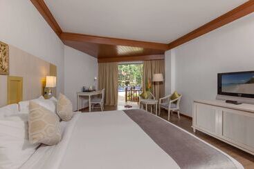 Best Western Premier Bangtao Beach Resort & Spa