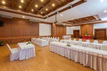 Best Western Premier Bangtao Beach Resort & Spa