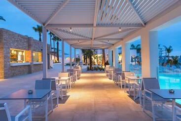 هتل Blue Lagoon Ocean