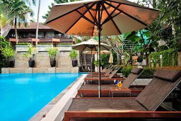 هتل Burasari Phuket Resort & Spa