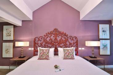 هتل Burasari Phuket Resort & Spa