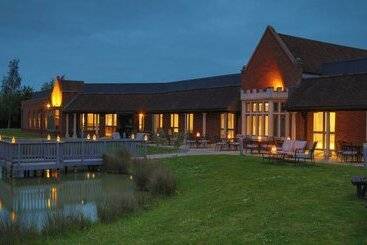 Cambridge Belfry Hotel & Spa
