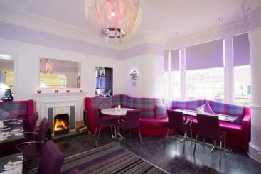 هتل The Clubhouse B&b