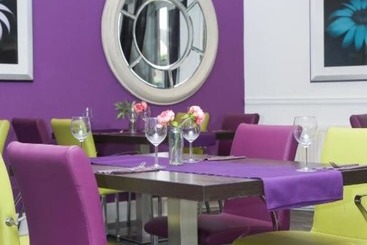 هتل The Clubhouse B&b