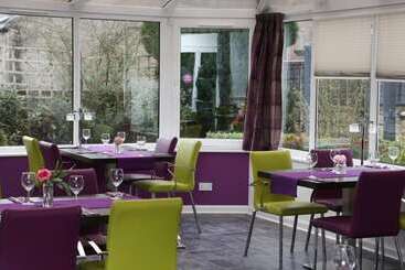هتل The Clubhouse B&b