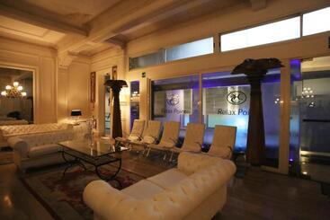 هتل Columbia Wellness & Spa