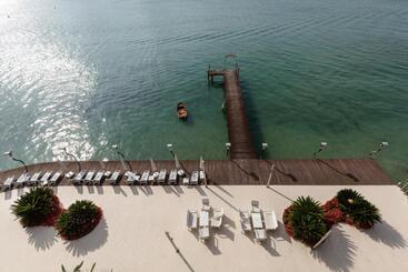 هتل Continental Wellness & Spa