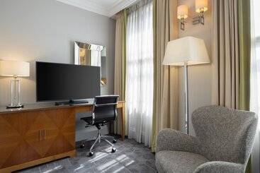 Delta Hotels By Marriott Birmingham