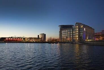 Doubletree By Hilton Hotel London Excel