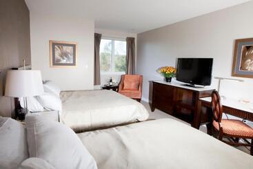 酒店 Elmhurst Inn & Spa