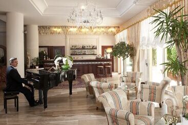 Grand Hotel Gallia