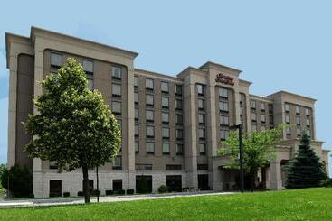 هتل Hampton Inn & Suites By Hilton Windsor