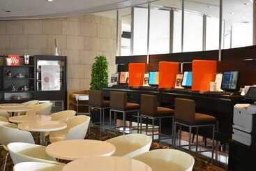 هتل Hilton Tokyo Narita Airport