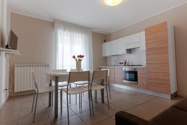 هتل Holiday Club Residence