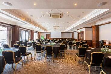 هتل Holiday Inn Guildford, An Ihg