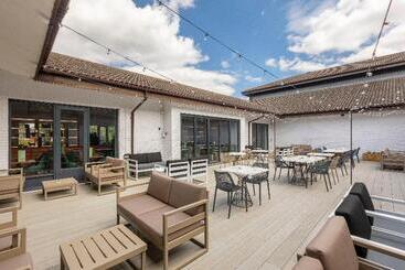 هتل Holiday Inn Guildford, An Ihg