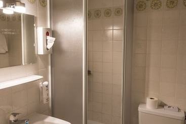 Hotel Hostel Walser