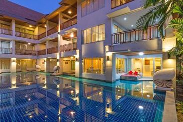 هتل Lanta Sand Resort & Spa
