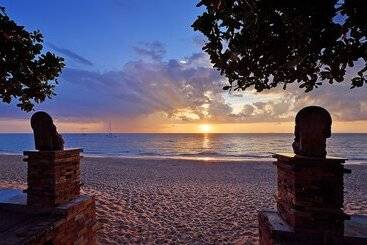 هتل Lanta Sand Resort & Spa