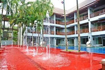 هتل Lanta Sand Resort & Spa