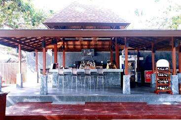 هتل Lanta Sand Resort & Spa