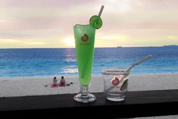 هتل Lanta Sand Resort & Spa