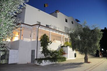 Maritalia Hotel Club Village   All Inclusive