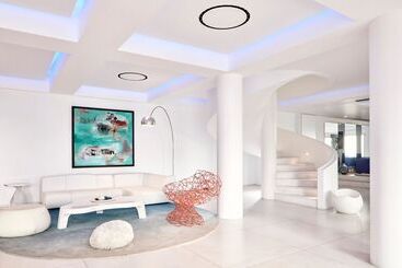 هتل Myconian Ambassador Relais & Chateaux