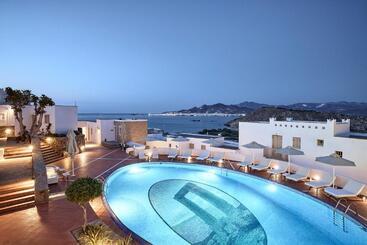 هتل Naxos Magic Village