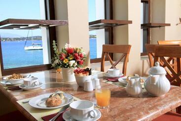 هتل Nissia Traditional Residences Spetses