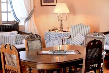 هتل Nissia Traditional Residences Spetses