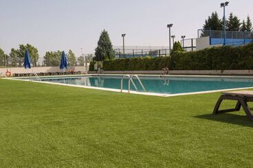 هتل Occidental Aranjuez