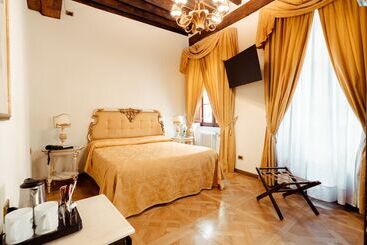 هتل Palazzo Alexander