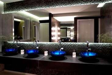 Pelagos Suites Hotel & Spa