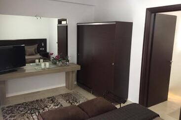 هتل Philoxenia Spa