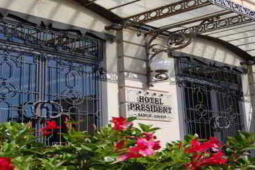 酒店 President