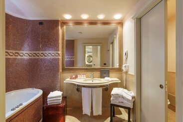 Hotel Romano Palace Luxury
