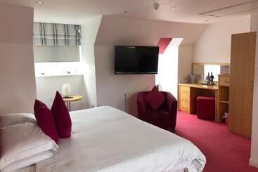 هتل The Clubhouse B&b