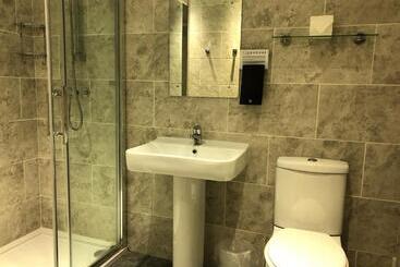 هتل The Clubhouse B&b