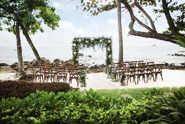 هتل Trisara Villas & Residences Phuket