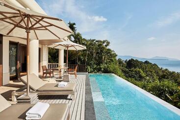 هتل Trisara Villas & Residences Phuket