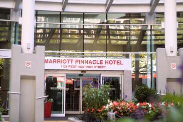هتل Vancouver Marriott Pinnacle Downtown