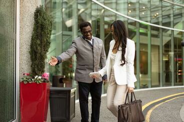 هتل Vancouver Marriott Pinnacle Downtown