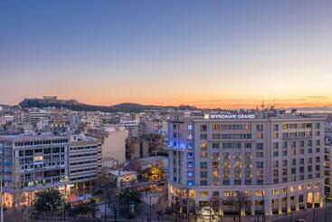 هتل Wyndham Grand Athens
