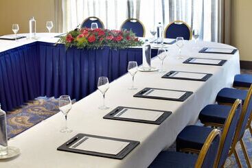 هتل Wyndham Grand Athens